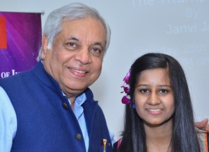 Dr-Pradeep-Chowbey-With-Janvi-Jaji-1