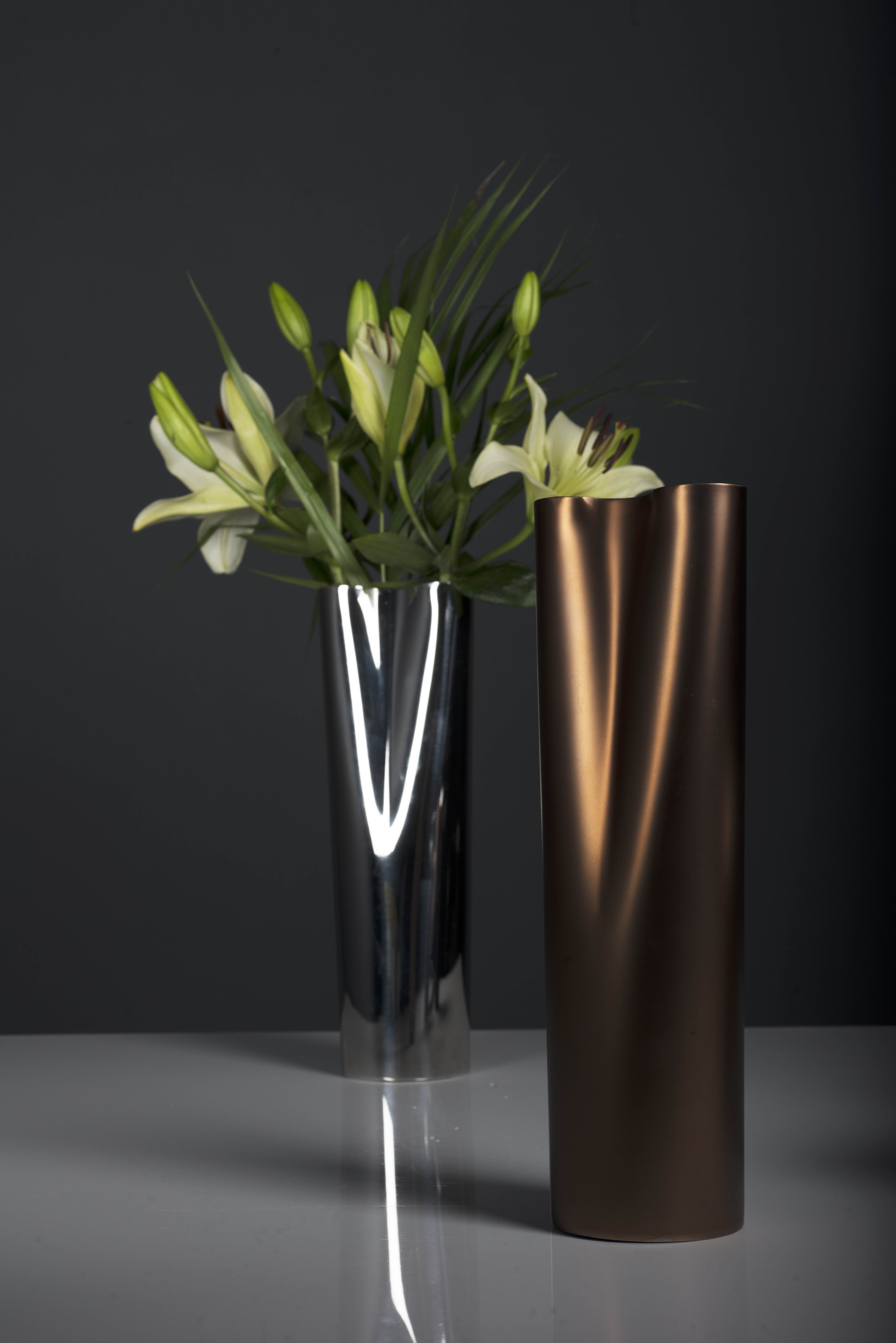 Pinch Vases by arttd’inox